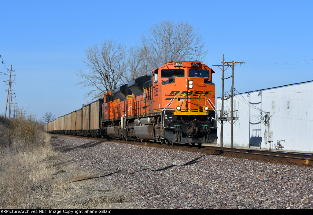 BNSF 9055